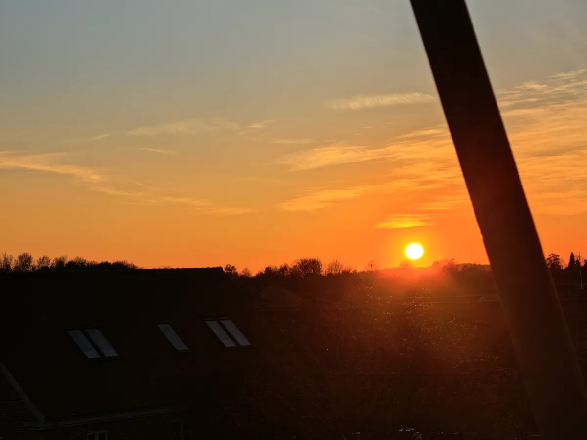 Udsigten fra altanen, når solen går ned.